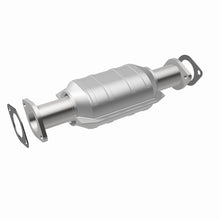 Cargar imagen en el visor de la galería, MagnaFlow Catalytic Converter DF 98-00 Nissan Frontier 2.4L Rear