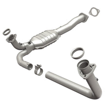 Cargar imagen en el visor de la galería, MagnaFlow Conv DF GM 1500/2500/3500 Truck 96-