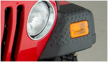 Cargar imagen en el visor de la galería, Bushwacker 97-06 Jeep Wrangler Trail Armor Esquinas delanteras - Negro