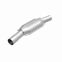 Cargar imagen en el visor de la galería, MagnaFlow Conv DF GM 25inch x 7inch x 4inch 2.5/2.5inch