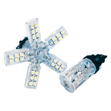 Cargar imagen en el visor de la galería, Oracle 3157 15 SMD 3 Chip Spider Bulb (Single) - Cool White SEE WARRANTY