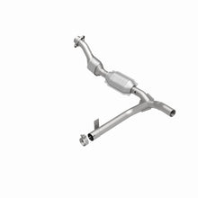 Cargar imagen en el visor de la galería, MagnaFlow Conv DF 99 Ford F-150 4.6L