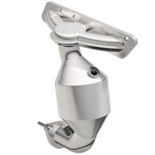 Cargar imagen en el visor de la galería, MagnaFlow Conv DF 08 Escape 3.0L Front Manifold OEM