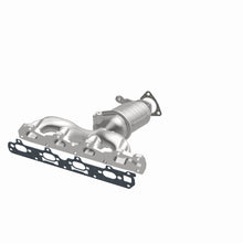 Cargar imagen en el visor de la galería, MagnaFlow 08-10 Pontiac G6 2.4L Underbody Direct Fit CARB Compliant Manifold Catalytic Converter