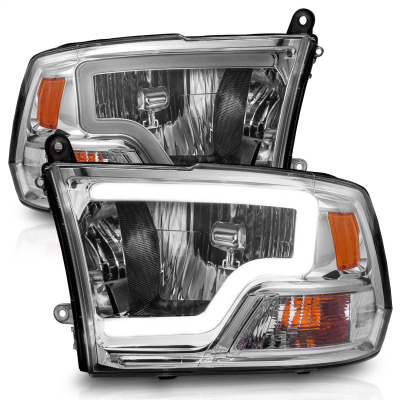 ANZO 2009-2018 Dodge Ram 1500/2500/3500 Faros delanteros de cristal con barra de luz cromada