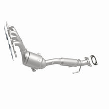 Cargar imagen en el visor de la galería, MagnaFlow 14-15 Ford Transit Connect OEM Grade Federal/EPA Compliant Manifold Catalytic Converter