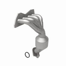 Cargar imagen en el visor de la galería, MagnaFlow Conv DF 09 Toyota Venza 2.7L