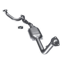 Cargar imagen en el visor de la galería, MagnaFlow Conv DF 98-02 3.5L Isuzu Trooper DS