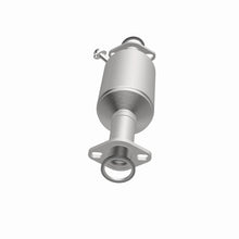 Cargar imagen en el visor de la galería, MagnaFlow Conv DF 81-83 Toyota Pick Up 2.4L