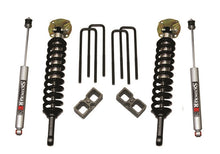 Cargar imagen en el visor de la galería, Skyjacker 2005-2015 Toyota Tacoma 4 Wheel Drive Suspension Lift Kit w/ Shock