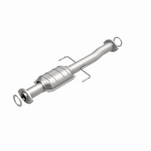 Cargar imagen en el visor de la galería, MagnaFlow Conv DF 02-03 Toyota Tacoma 2.4L