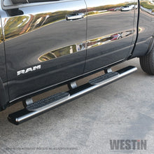 Cargar imagen en el visor de la galería, Westin 19-21 Ram 1500 Crew Cab PRO TRAXX 6 barras de paso Nerf ovaladas - Negro