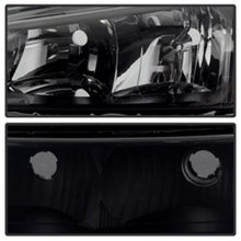 Cargar imagen en el visor de la galería, Xtune Chevy Silverado 2500HD 03-06 Crystal Headlights w/ Bumper Lights HD-JH-CSIL03-AM-BSM-SET