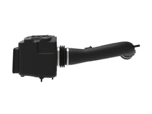 Cargar imagen en el visor de la galería, Sistema de admisión de aire frío aFe Quantum con Pro Dry S Media 14-19 GM Silverado / Sierra 1500 V8-5.3/6.2L