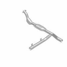 Cargar imagen en el visor de la galería, MagnaFlow Conv DF 97 Ford Expedition 4.6L