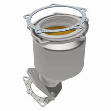 Cargar imagen en el visor de la galería, MagnaFlow Conv DF 99-05 Hyundai Sonata 2.4L (CA)