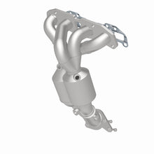 Cargar imagen en el visor de la galería, MagnaFlow OEM Grade 07-12 Nissan Sentra L4-2.5LGAS Direct Fit Federal Catalytic Converter