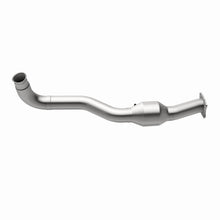 Cargar imagen en el visor de la galería, MagnaFlow Conv. DF 01-05 GM Silv/Sierra 6.6L
