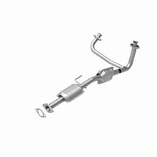 Cargar imagen en el visor de la galería, MagnaFlow Conv DF 86-97 Ford Aerostar 3.0L