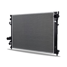 Cargar imagen en el visor de la galería, Mishimoto 05-08 Dodge Charger / Magnum w/ Heavy Duty Cooling Replacement Radiator - Plastic