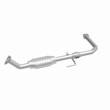 Cargar imagen en el visor de la galería, MagnaFlow Conv DF 00-04 Toyota Tundra V8 4.7L Gas