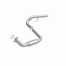 Cargar imagen en el visor de la galería, MagnaFlow Conv DF 03-06 Silverado SS Driver Side