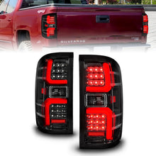 Cargar imagen en el visor de la galería, ANZO 15-19 Chevrolet Silverado 2500 HD/3500 HD Luz trasera LED con carcasa negra secuencial/lente transparente