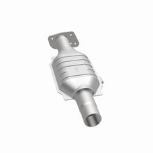 Cargar imagen en el visor de la galería, MagnaFlow Conv Direct Fit 83-84 Chevrolet El Camino 3.8L