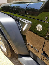 Cargar imagen en el visor de la galería, Oracle Sidetrack LED System For Jeep Wrangler JL/ Gladiator JT SEE WARRANTY