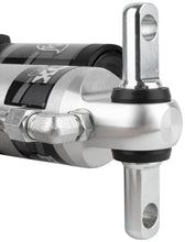 Cargar imagen en el visor de la galería, Fox 2011+ Chevrolet HD 2.0 Perf Series Amortiguador delantero IFP de cuerpo liso de 7.1 pulgadas / Elevación de 1.5-3.5 pulgadas / Ajuste LSC