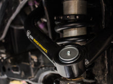 Cargar imagen en el visor de la galería, ICON 2001+ GM HD / 2015+ Chevrolet Colorado / 14-18 GM 1500 (cono grande) Kit de juntas Delta