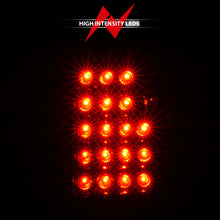 Cargar imagen en el visor de la galería, ANZO 2003-2006 Chevrolet Silverado 1500 luces traseras LED rojo/transparente