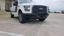 Cargar imagen en el visor de la galería, Parachoques delantero Road Armor 15-17 Ford F150 SPARTAN - Tex Blk