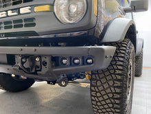 Cargar imagen en el visor de la galería, ORACLE Lighting 21-22 Ford Bronco Triple LED Fog Light Kit for Steel Bumper - White SEE WARRANTY