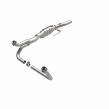 Cargar imagen en el visor de la galería, MagnaFlow Conv DF 00-01 Dodge Ram 3500 Van
