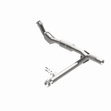 Cargar imagen en el visor de la galería, Magnaflow 01-03 Ford F150 XL/XLT V6 4.2L OEM Grade / EPA Compliant Direct-Fit Catalytic Converter
