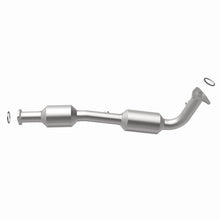 Cargar imagen en el visor de la galería, Magnaflow 07-18 Toyota Tundra 5.7L CARB Compliant Direct-Fit Catalytic Converter