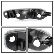 Cargar imagen en el visor de la galería, Xtune GMC Sierra Denali 00-06 Bumper Lights Clear CBL-GD00-C