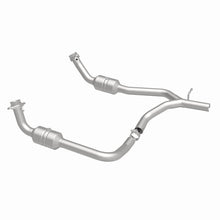Cargar imagen en el visor de la galería, Magnaflow Conv DF 2009-2014 E-150 4.6 L Underbody
