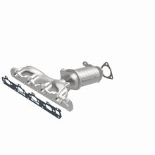 Cargar imagen en el visor de la galería, MagnaFlow 08-10 Pontiac G6 2.4L Underbody Direct Fit CARB Compliant Manifold Catalytic Converter