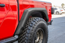 Cargar imagen en el visor de la galería, Guardabarros todoterreno Jeep Gladiator Armor DV8 2019+