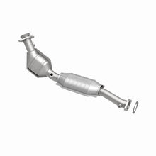 Cargar imagen en el visor de la galería, MagnaFlow Conv DF Crwn Vic-Twn Car-Grand Marq