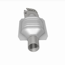 Cargar imagen en el visor de la galería, MagnaFlow Conv DF 96-99 Taurus 3.4L Rear Co