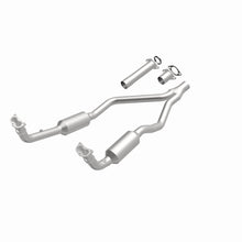 Cargar imagen en el visor de la galería, MagnaFlow Conv Direct Fit 90-93 Land Rover Range Rover 3.9L V8