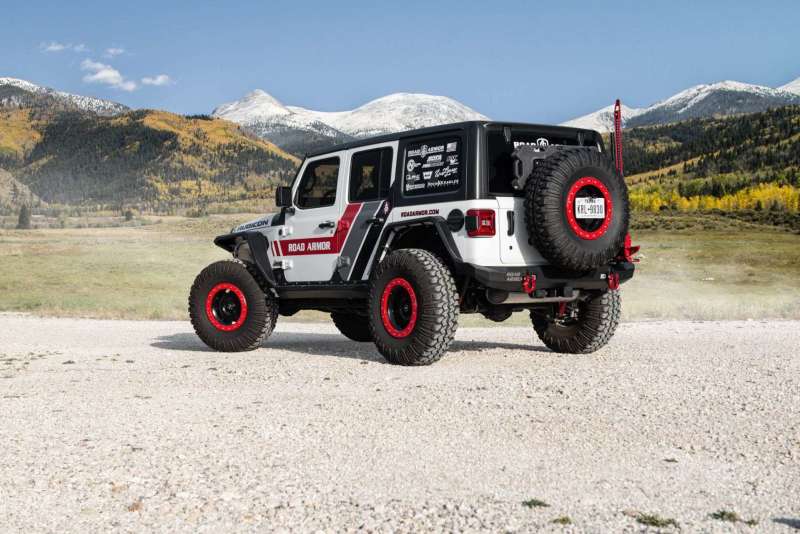 Road Armor 18-20 Jeep Wrangler JL Stealth Parachoques trasero de ancho medio con conjunto de portador de neumáticos - Tex Blk