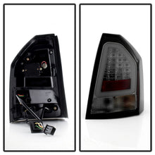 Cargar imagen en el visor de la galería, Spyder Chrysler 300C 05-07 V2 Light Bar LED Tail Lights - Smoke ALT-YD-C305V2-LED-SM