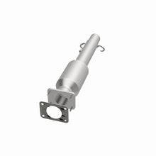 Cargar imagen en el visor de la galería, MagnaFlow Conv DF Cadillac 96-99 4.6L