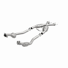 Cargar imagen en el visor de la galería, MagnaFlow Conv DF 94-95 Ford Mustang 5.0L CA