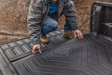 Cargar imagen en el visor de la galería, Husky Liners 09-18 RAM 1500 / 19-19 RAM 1500/2500/3500 76.3 Cama Sin alfombrilla RamBox HD