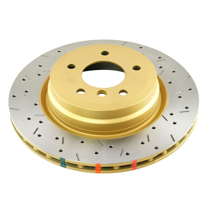 DBA 06+ BMW 335d/335i E90/91/92 Rotor trasero perforado y ranurado Serie 4000